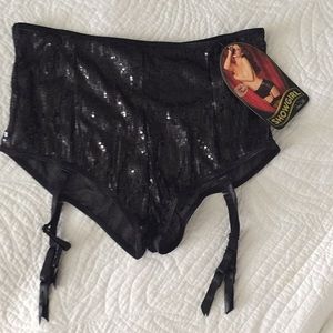 Showgirl panties with garter belt